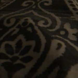 Meet your Posher, Dania